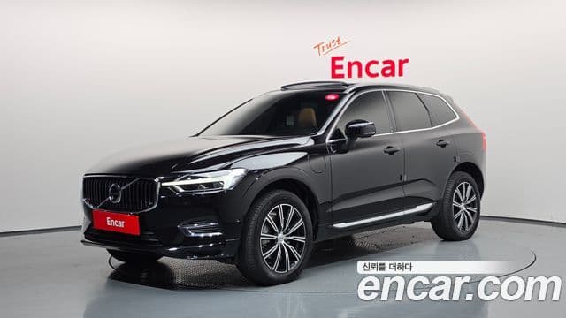 Volvo XC60 2021 — Photo 11/36