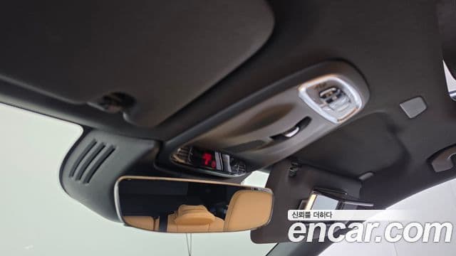 Volvo XC60 2021 — Photo 12/36