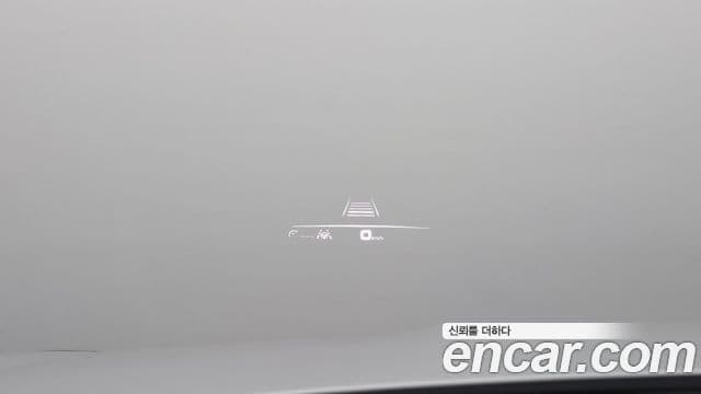 Porsche Cayenne 2023 — Photo 38/39