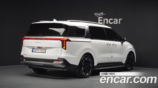Kia Carnival 2025 — Фото 2/20