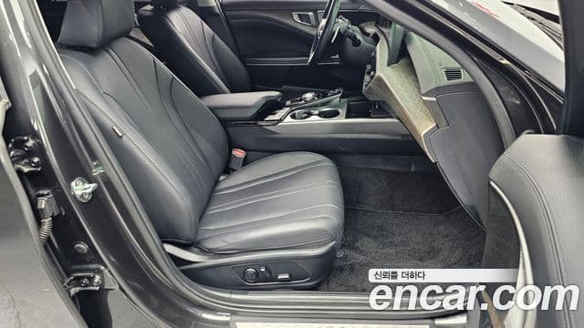 Kia K8 2022 — Photo 13/31