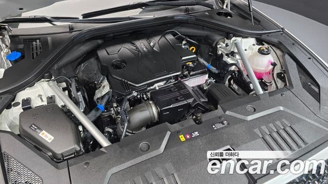 Genesis GV70 2023 — Photo 21/33