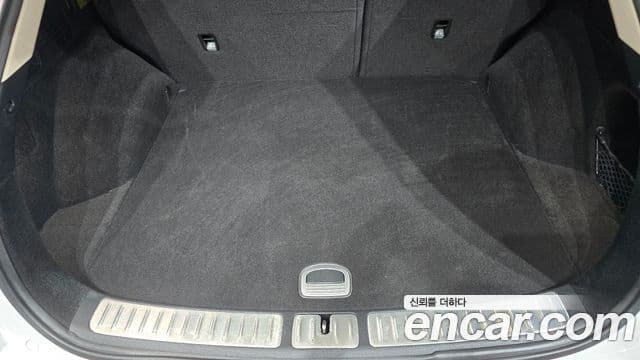 Genesis GV70 2023 — Photo 9/33