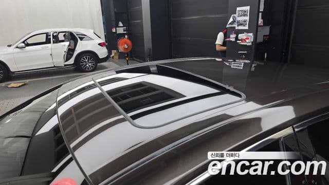 Toyota Camry 2023 — Şəkil 21/32