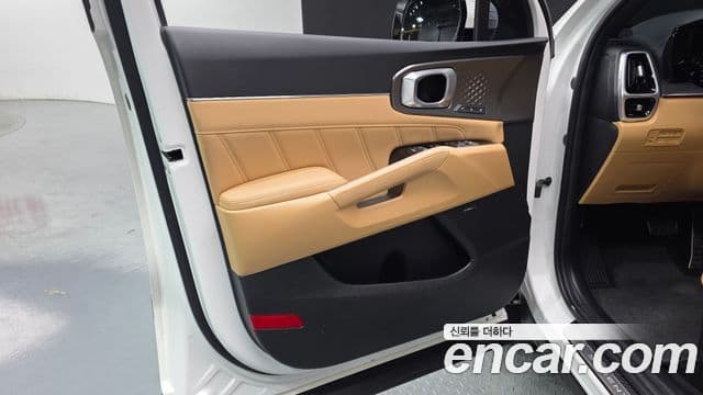 Kia Sorento 2021 — Şəkil 10/33