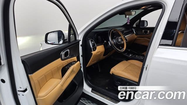 Kia Sorento 2021 — Фото 10/20