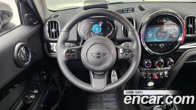 Mini Cooper Countryman 2022 — ფოტო 15/20