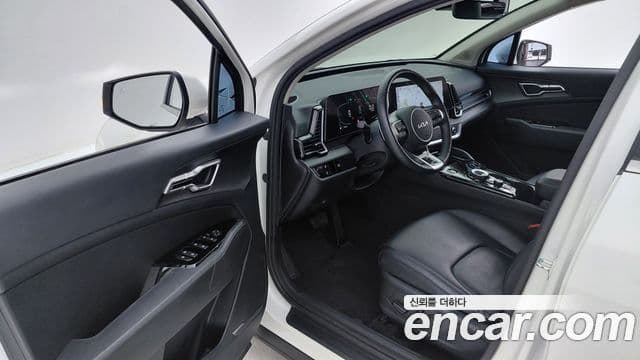 Kia Sportage 2023 — Фото 10/20