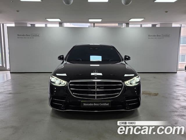 Mercedes-Benz S-Class 2021 — Photo 9/18
