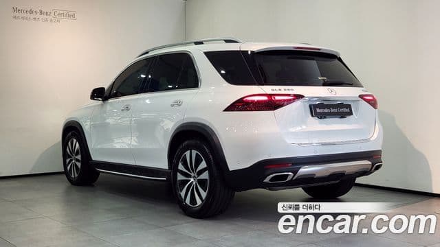Mercedes-Benz GLE-Class 2026 — Photo 19/20