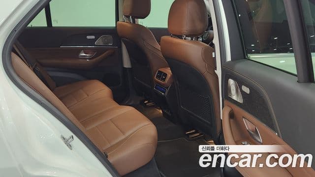 Mercedes-Benz GLE-Class 2026 — Photo 3/20