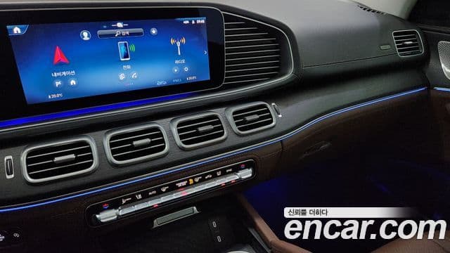 Mercedes-Benz GLE-Class 2026 — Photo 4/20