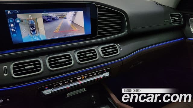 Mercedes-Benz GLE-Class 2026 — Photo 17/20