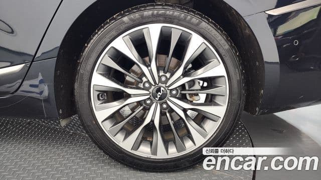 Kia K8 2023 — ფოტო 20/35