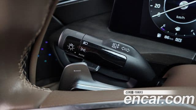 Kia K8 2023 — ფოტო 27/35