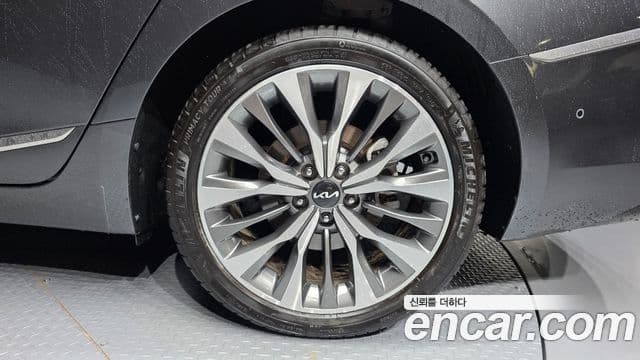Kia K8 2023 — Photo 16/34