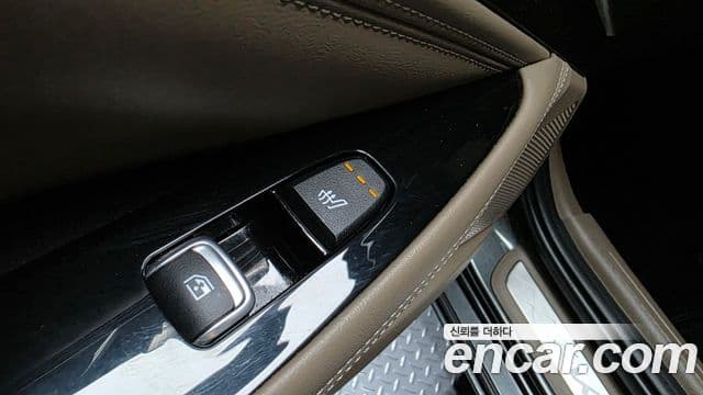 Kia K8 2023 — Photo 19/34
