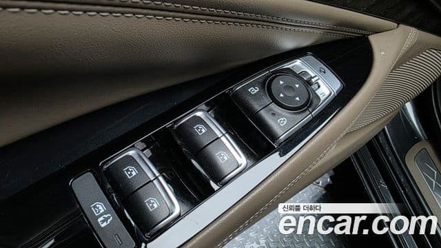 Kia K8 2023 — Photo 22/34