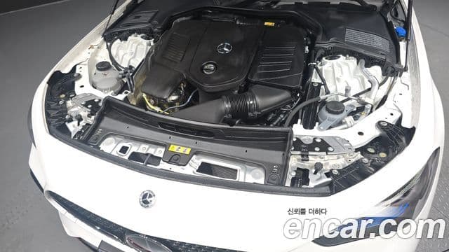 Mercedes-Benz CLE-Class 2025 — Photo 9/31
