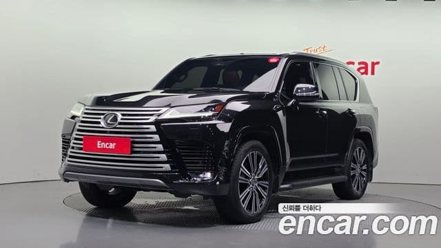 Lexus LX 2025 — Фото 1/20