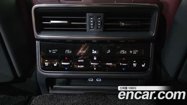 Lexus LX 2025 — Фото 16/20