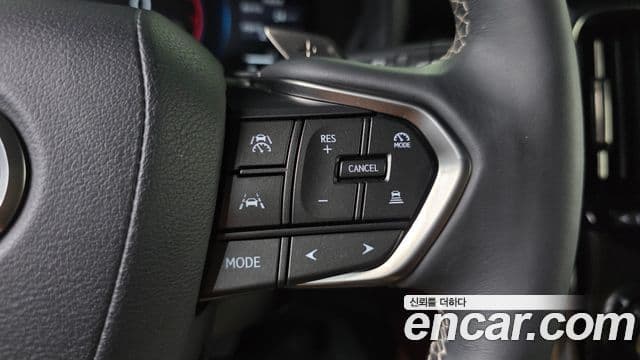 Lexus LX 2025 — Şəkil 22/38