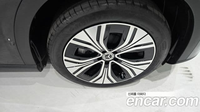 Mercedes-Benz EQE SUV 2026 — ფოტო 17/20