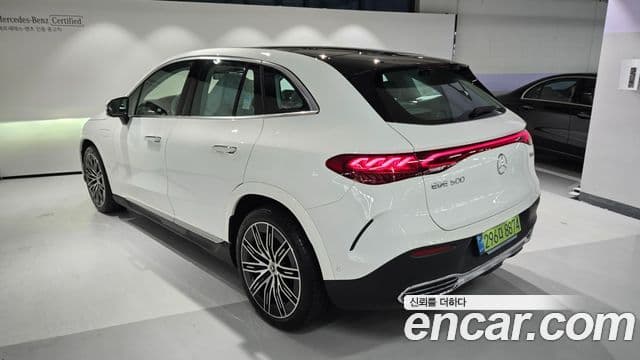 Mercedes-Benz EQE SUV 2026 — ფოტო 18/20