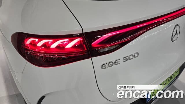 Mercedes-Benz EQE SUV 2026 — ფოტო 7/20