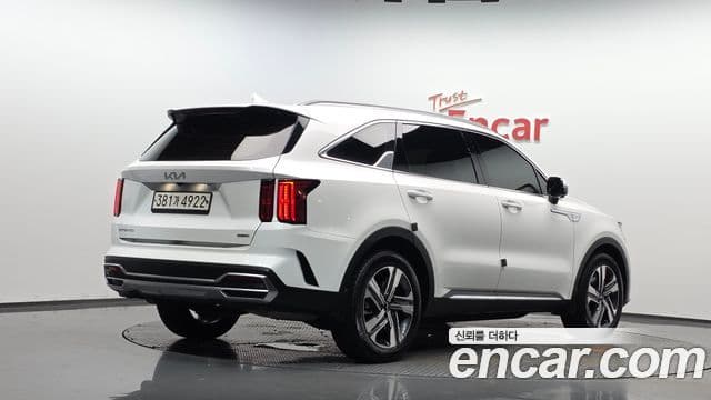Kia Sorento 2022 — Фото 2/20