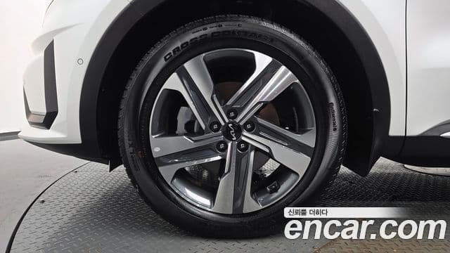 Kia Sorento 2022 — Фото 5/20