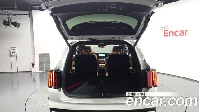 Kia Sorento 2022 — Photo 32/38