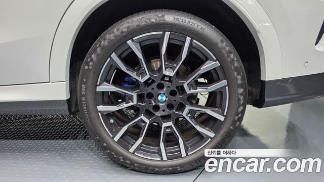 BMW X6 2024 — Photo 17/34