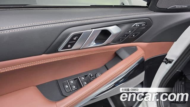BMW X6 2024 — Photo 26/34