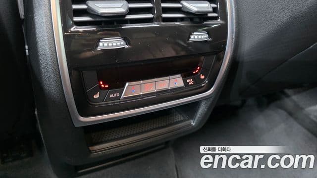 BMW X6 2024 — Photo 10/34