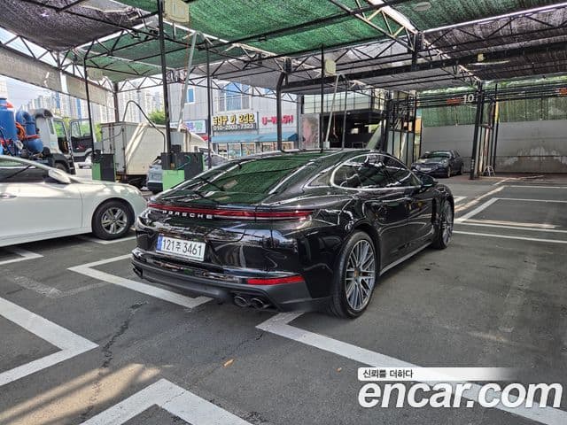 Porsche Panamera 2024 — Photo 19/20