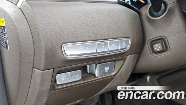 Kia The K9 2019 — Photo 27/33