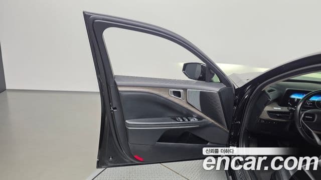 Kia K8 2021 — Şəkil 20/35