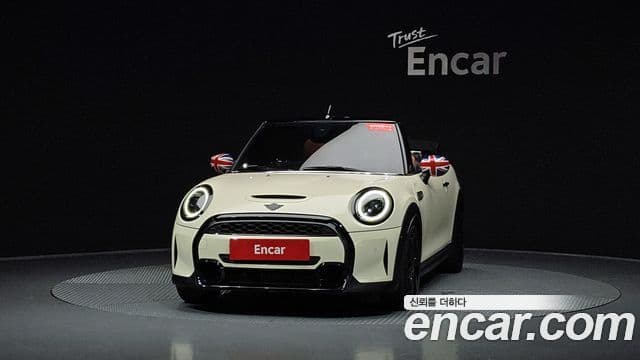 Mini Cooper S Convertible 2021 — Фото 3/20