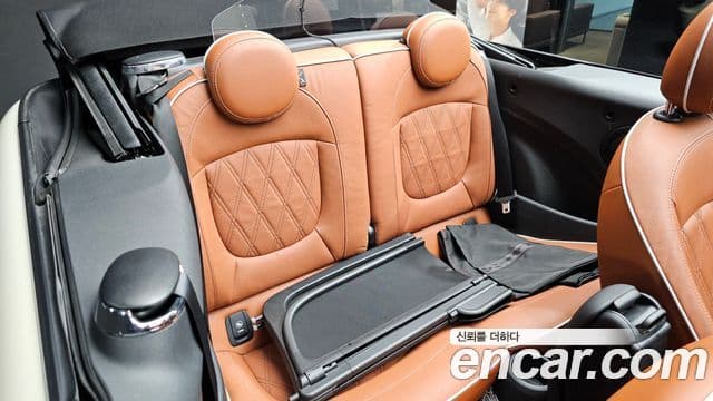 Mini Cooper S Convertible 2021 — Şəkil 23/34