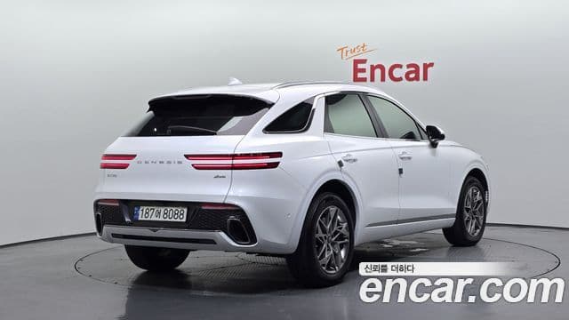 Genesis GV70 2022 — Şəkil 18/35