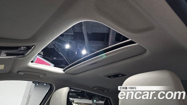 Kia Niro 2022 — Фото 18/20