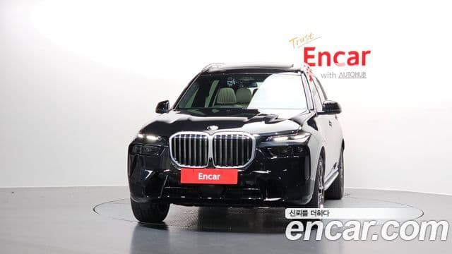 BMW X7 2025 — Photo 3/35