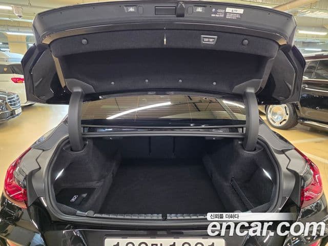BMW 8 Series 2026 — Photo 13/20