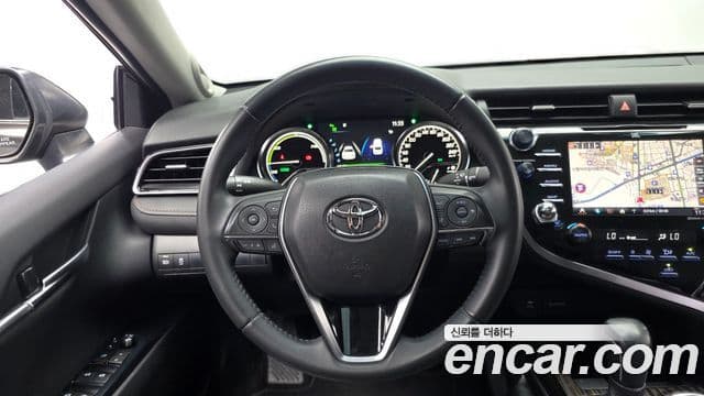 Toyota Camry 2019 — Şəkil 4/32
