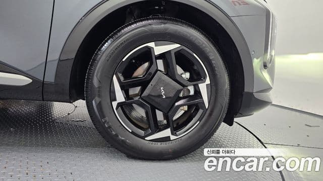 Kia Sportage 2025 — ფოტო 13/34