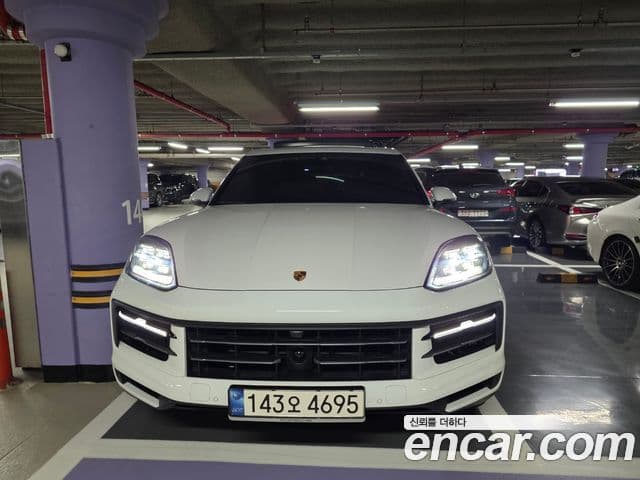 Porsche Cayenne 2023 — Photo 3/17