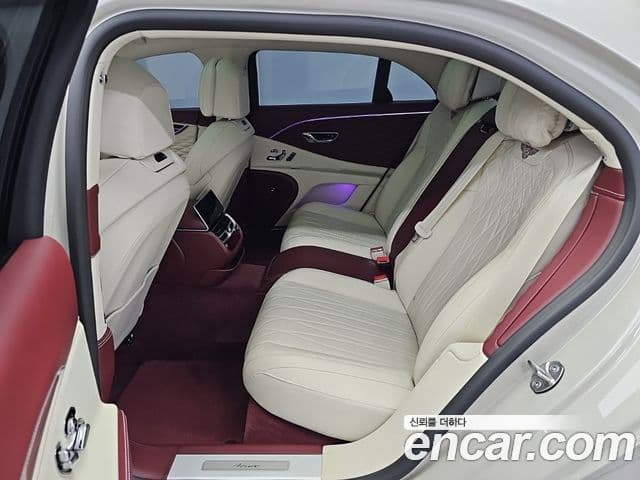 Bentley Flying Spur 2023 — Şəkil 12/20