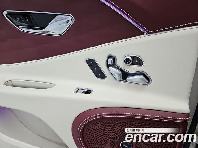 Bentley Flying Spur 2023 — Şəkil 16/20