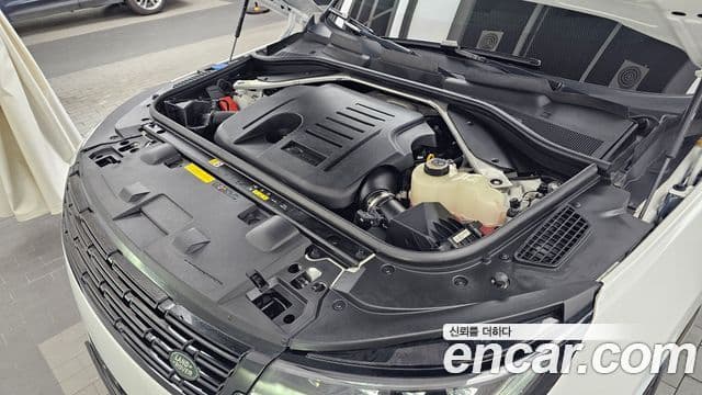 Land Rover Range Rover Sport 2023 — ფოტო 10/20